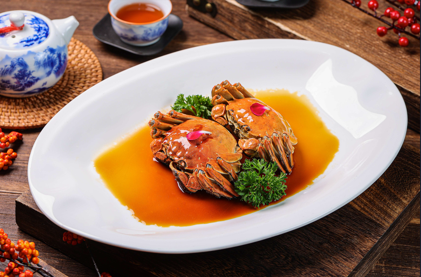 Luxury Jiangnan Crab Feast · Sheshan Quarry Hotel · Xuanwu Lake Ginkgo · Zen Retreat in Nianhuawan · Maple Views at Tianping Mountain · 6 Days