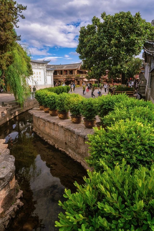 Winter Travel Guide to Lijiang: Encounter the Gentlest Winter Amidst Snow-capped Mountains, Warm Sunshine, and the Charming Human Touch