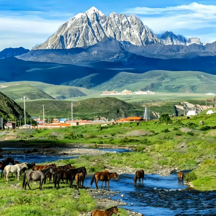 Snow peaks and alpine scenery for a Sichuan and Chongqing outdoor adventure