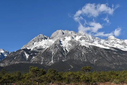 8-Day Yunnan Classic Tour (Kunming-Dali-Lijiang-Shangri-La)