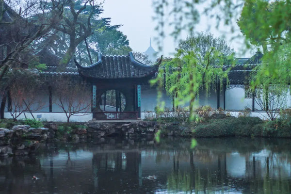 [Premium Jiangnan] 8-Day Tour: Shanghai Bund · Puyuan Fashionable Ancient Town · Misty Xitang · West Lake Boat Ride · Lingshun God of Wealth Temple · Suzhou Tianping Mountain