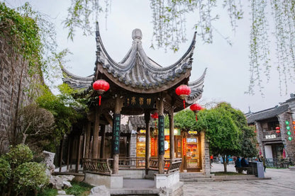 8-Day Tour Luxurious Jiangnan: Six Dynasties' Nanjing, Scenic Huaiyang, the Twin Gems of Wuxi and Suzhou, West Lake's Misty Willows, and Tracing the Footsteps of the Han Dynasty.