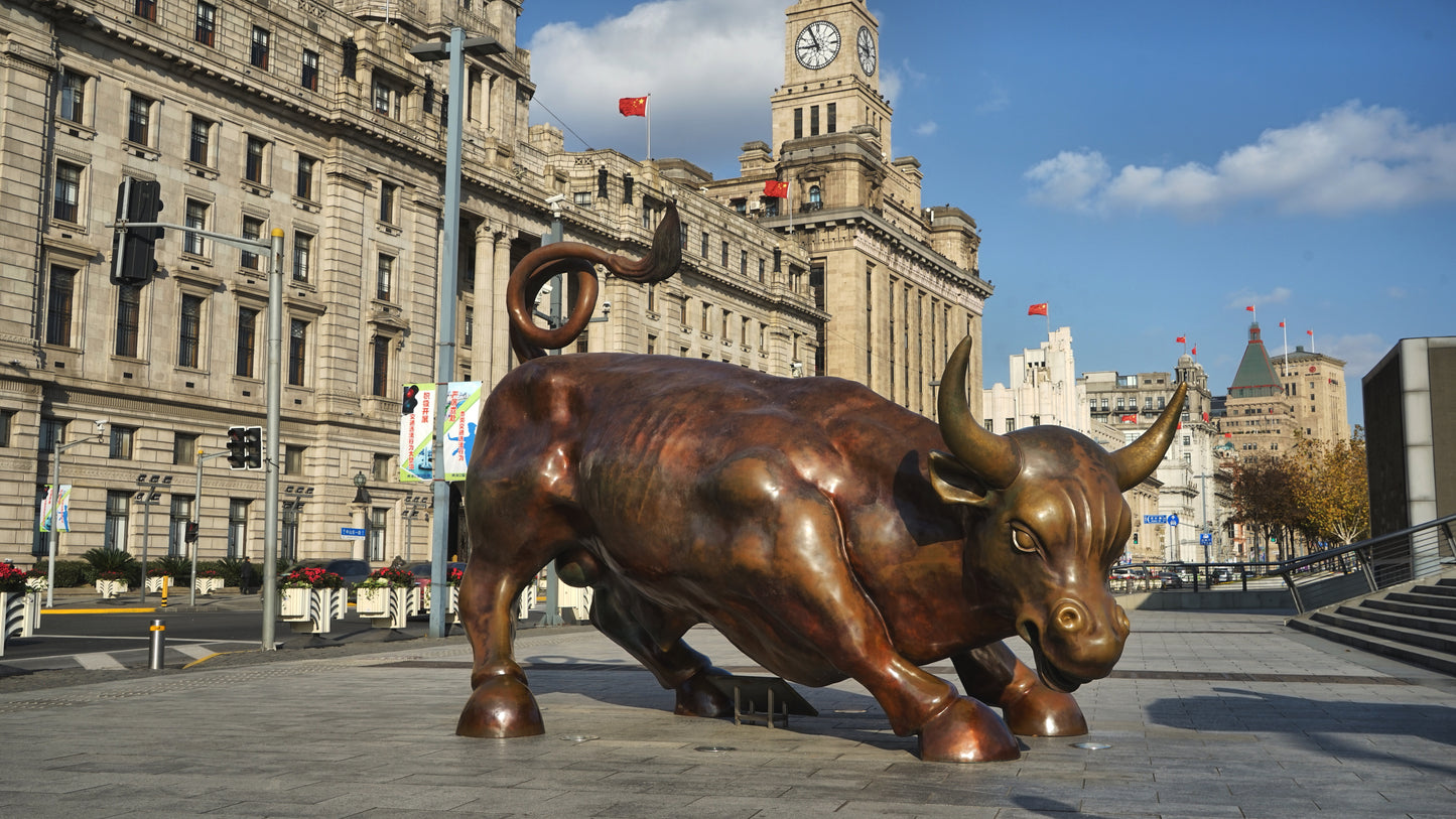 [Imperial Banquet Tour] 8 Days – Shanghai · Suzhou · Hangzhou · Jiaxing — Classical Gardens · Hanfu Experience · Songcheng Spectacle · Yanguan Tide Watching · Luxury Imperial Banquet